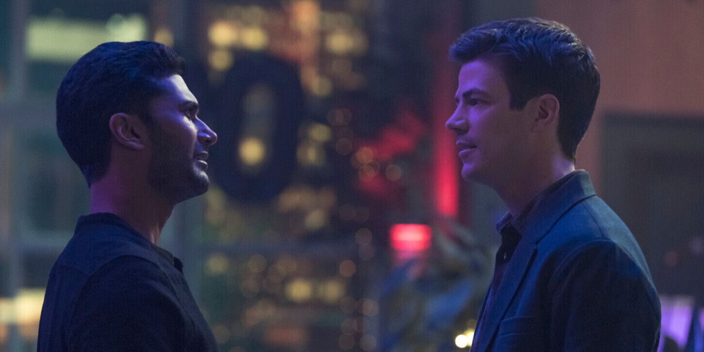 The Flash Bloodwork (Sendhil Ramamurthy) speaks to Barry (Grant Gustin).