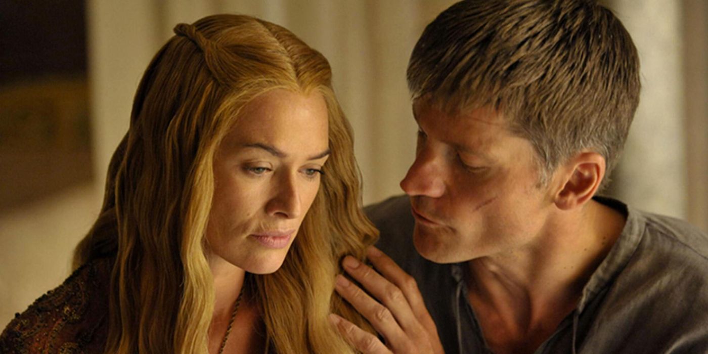 Jaime touches Cersei's shoulder in Game of Thrones
