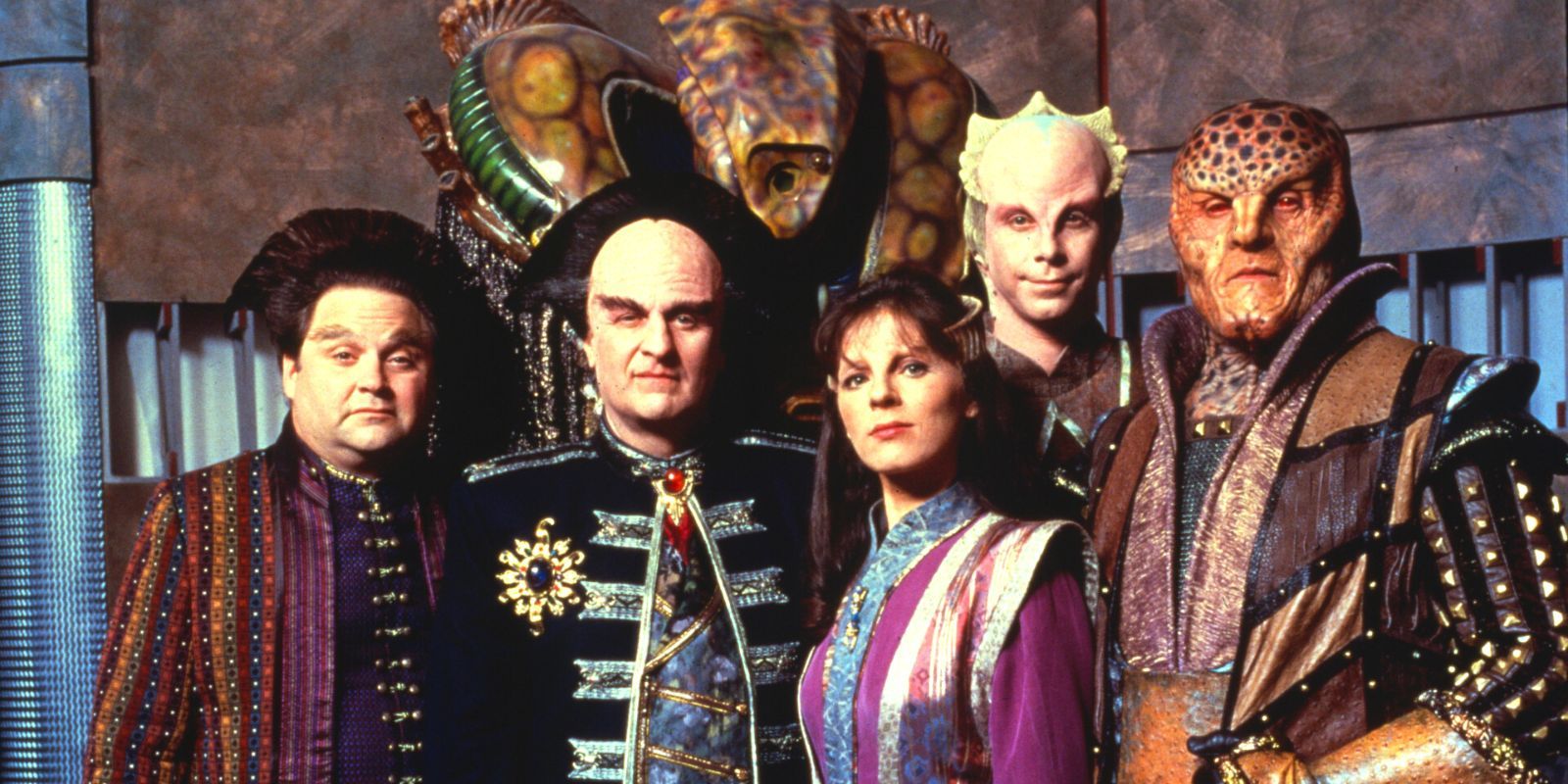 The crew of Babylon 5 posing for a photo