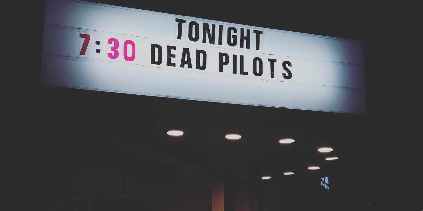 Dead Pilots Society Podcast teatro Marque