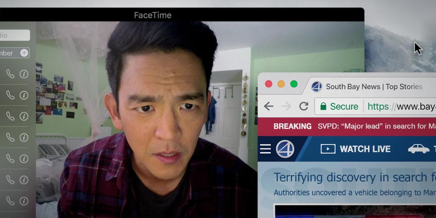 John Cho como David Kim em Searching olhando para seu computador.