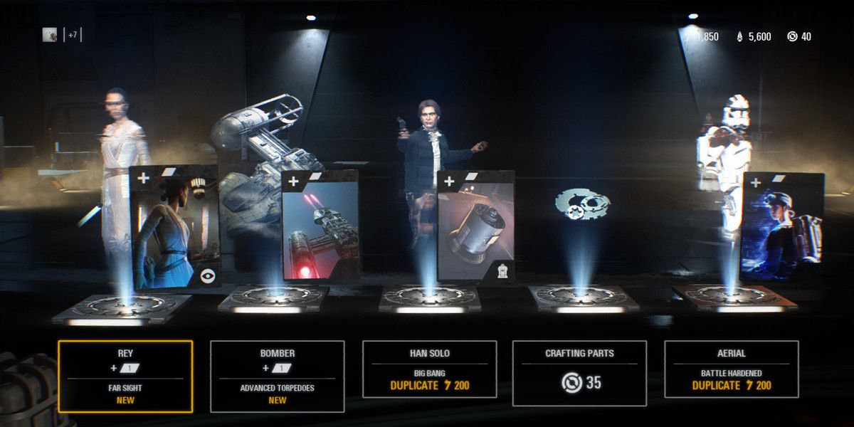 Uma Loot Box abrindo da versão 2017 de Star Wars Battlefront II