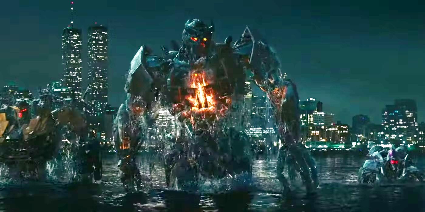 Scourge e os Terrorcons saindo da água em Transformers: Rise of the Beasts.