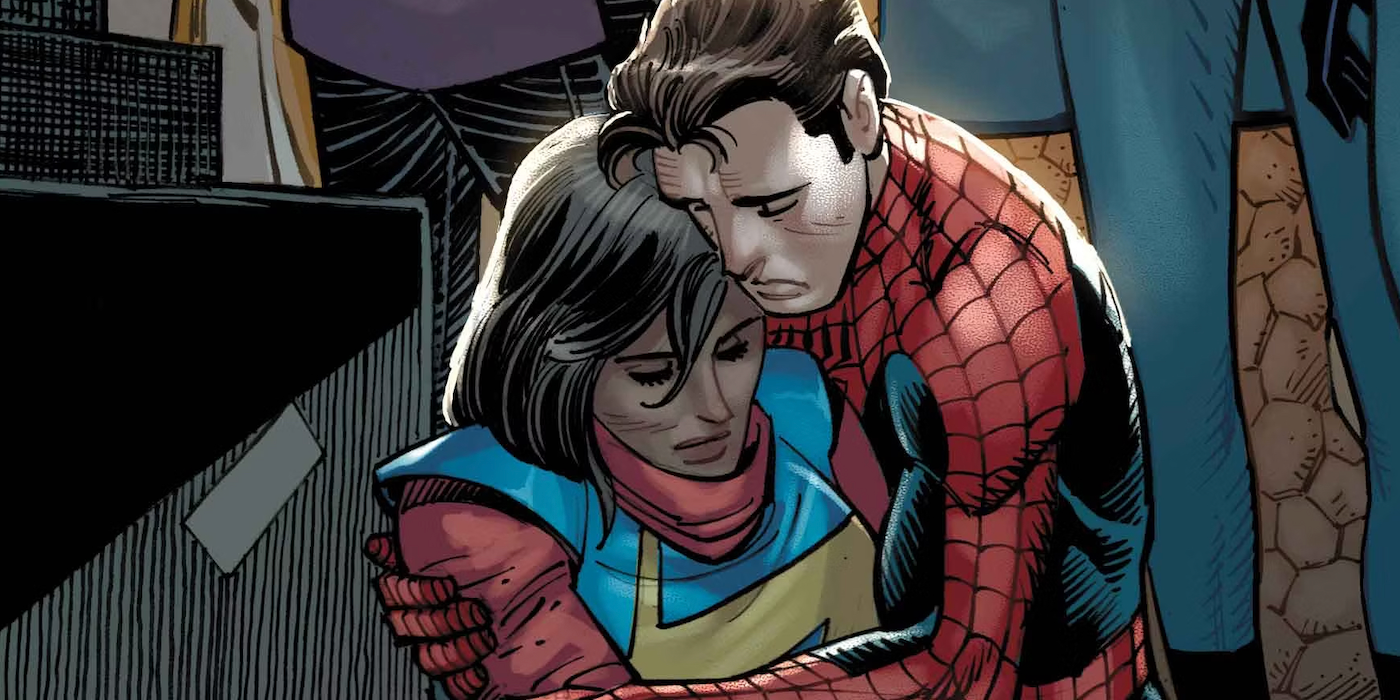 Ms. Marvel aparentemente sem vida nos braços de Peter Parker.