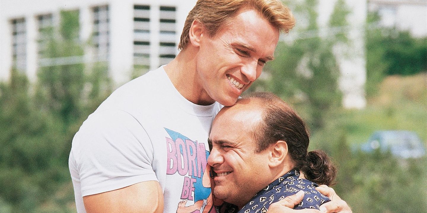 Arnold Schwarzenegger and Danny DeVito in Twins.