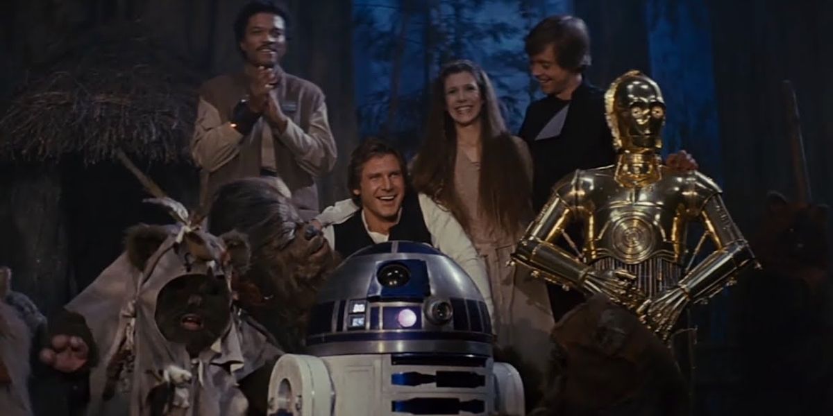 Знает ли R2-D2, что Вейдер — это Энакин?