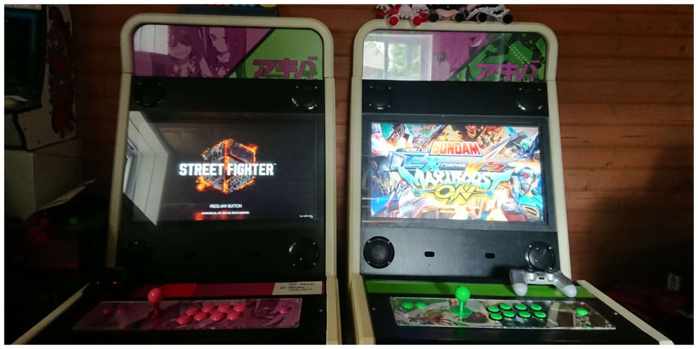 Armários Arcade com jogos Street Fighter 6 e Gundam EX