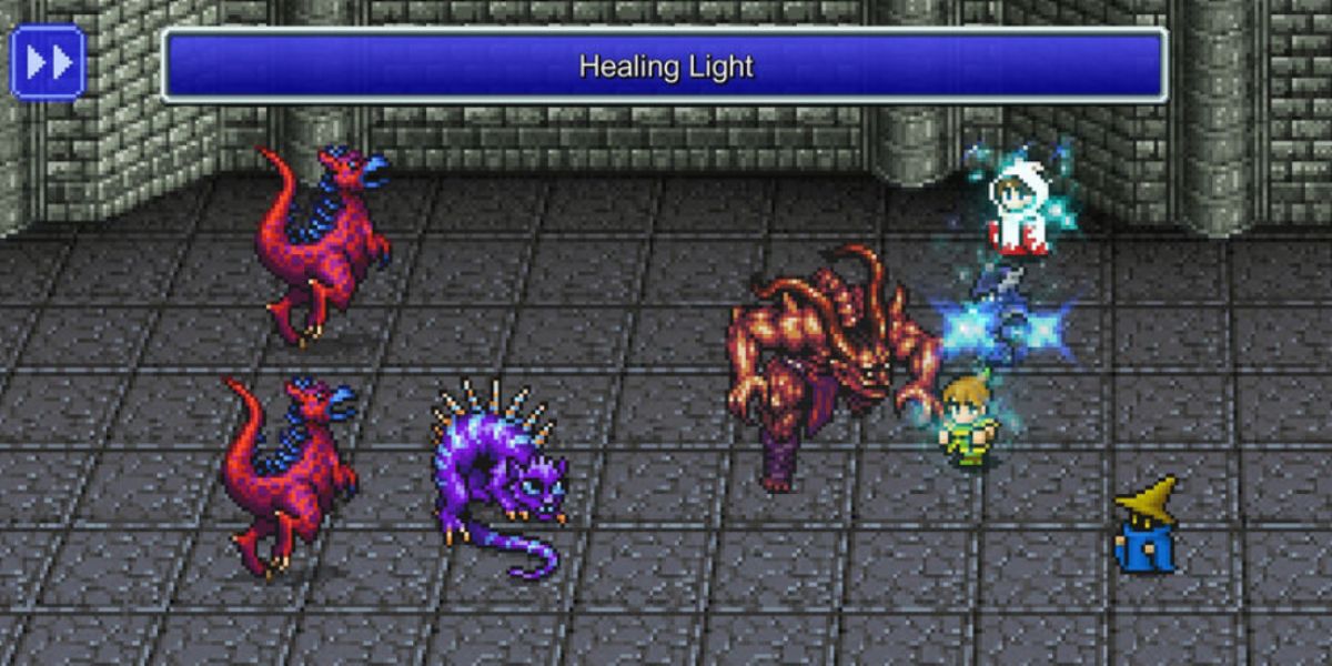 Ifrit uses Healing Light during a battle in Final Fantasy III Pixel Remaster