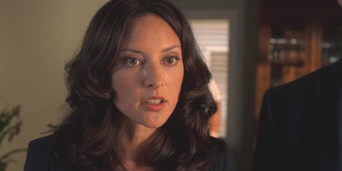 Elle Greenaway, played by Lola Glaudini, speaks to someone in Criminal Minds