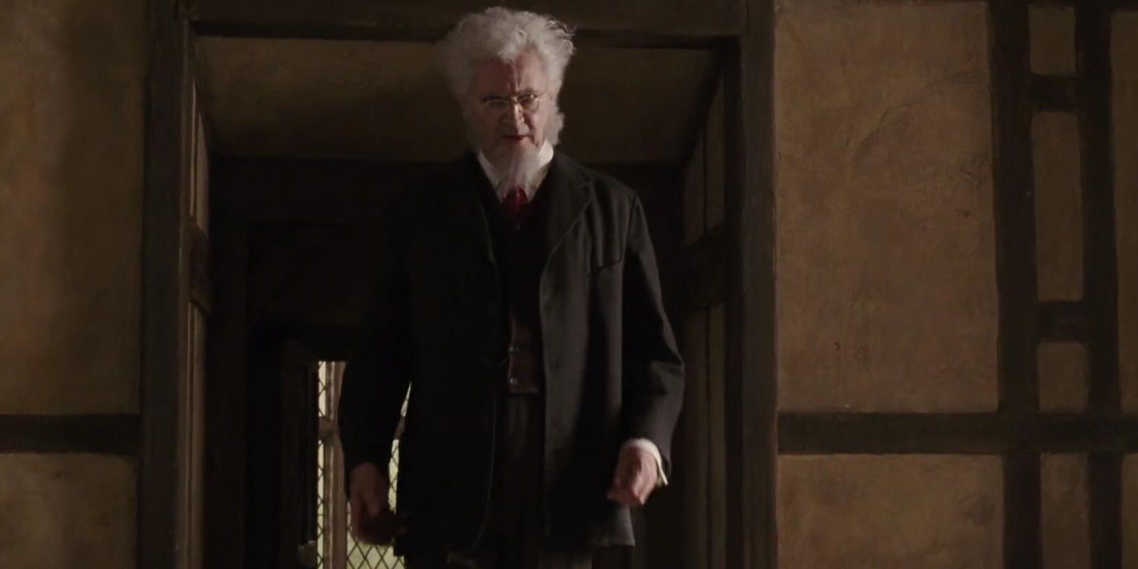 Professor Digory Kirke in Narnia: The Lion, the Witch and the Wardrobe 