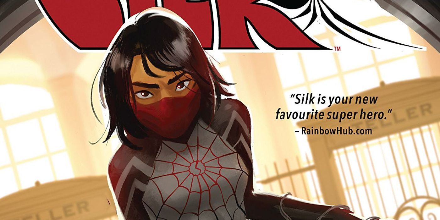 Silk fica ao lado de um caixa de banco em Silk Vol 1