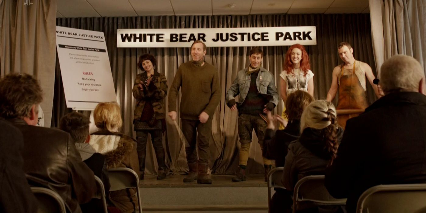 The town gathers on Black Mirror's White Bear