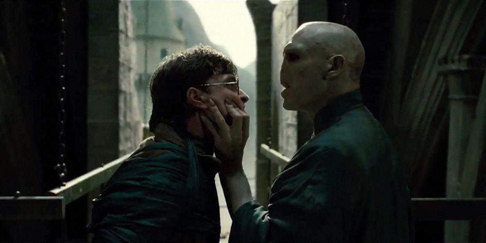 ¿Por qué Voldemort quería matar a Harry Potter?