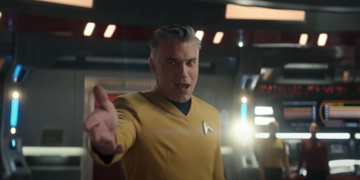 Star Trek: Strange New Worlds Star Addresses Possible Retcon of Captain Pike's Fate