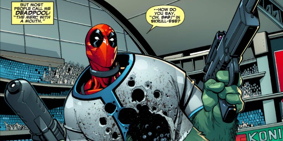 Deadpool usa uma fantasia de mascote enquanto armado com armas em Marvel Comics Secret Invasion