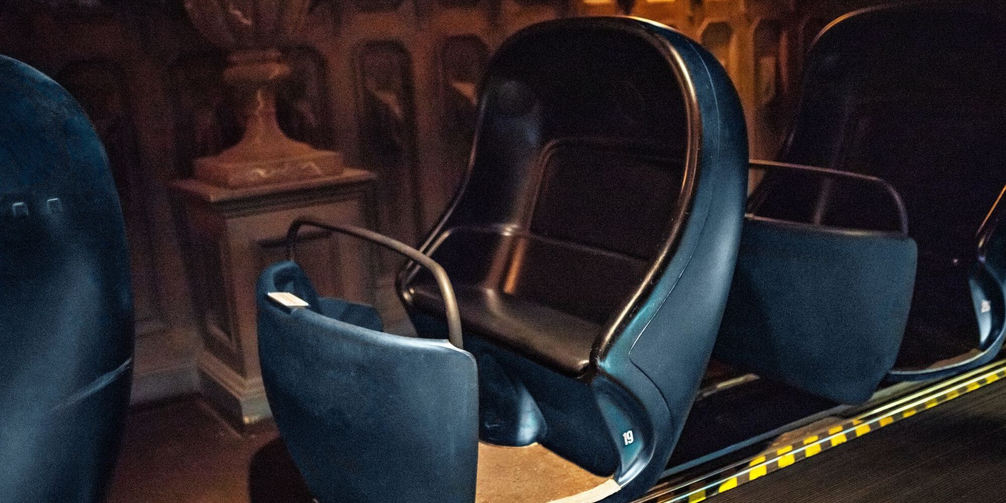references-in-haunted-mansion-that-come-from-the-ride