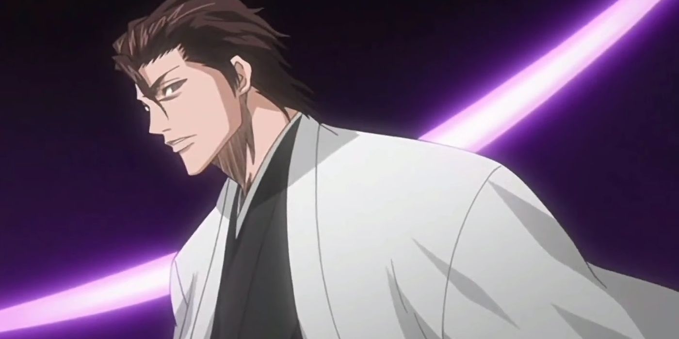 Sosuke Aizen está falando enquanto uma linha roxa brilha atrás dele em Bleach