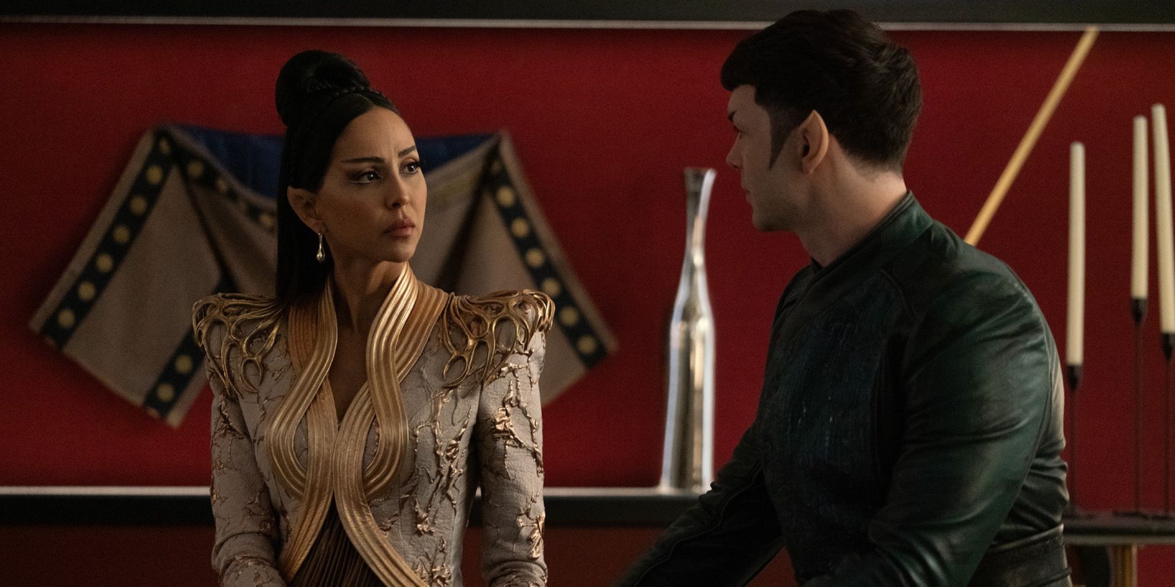 Star Trek: Strange New Worlds Spock fala com T'Pring