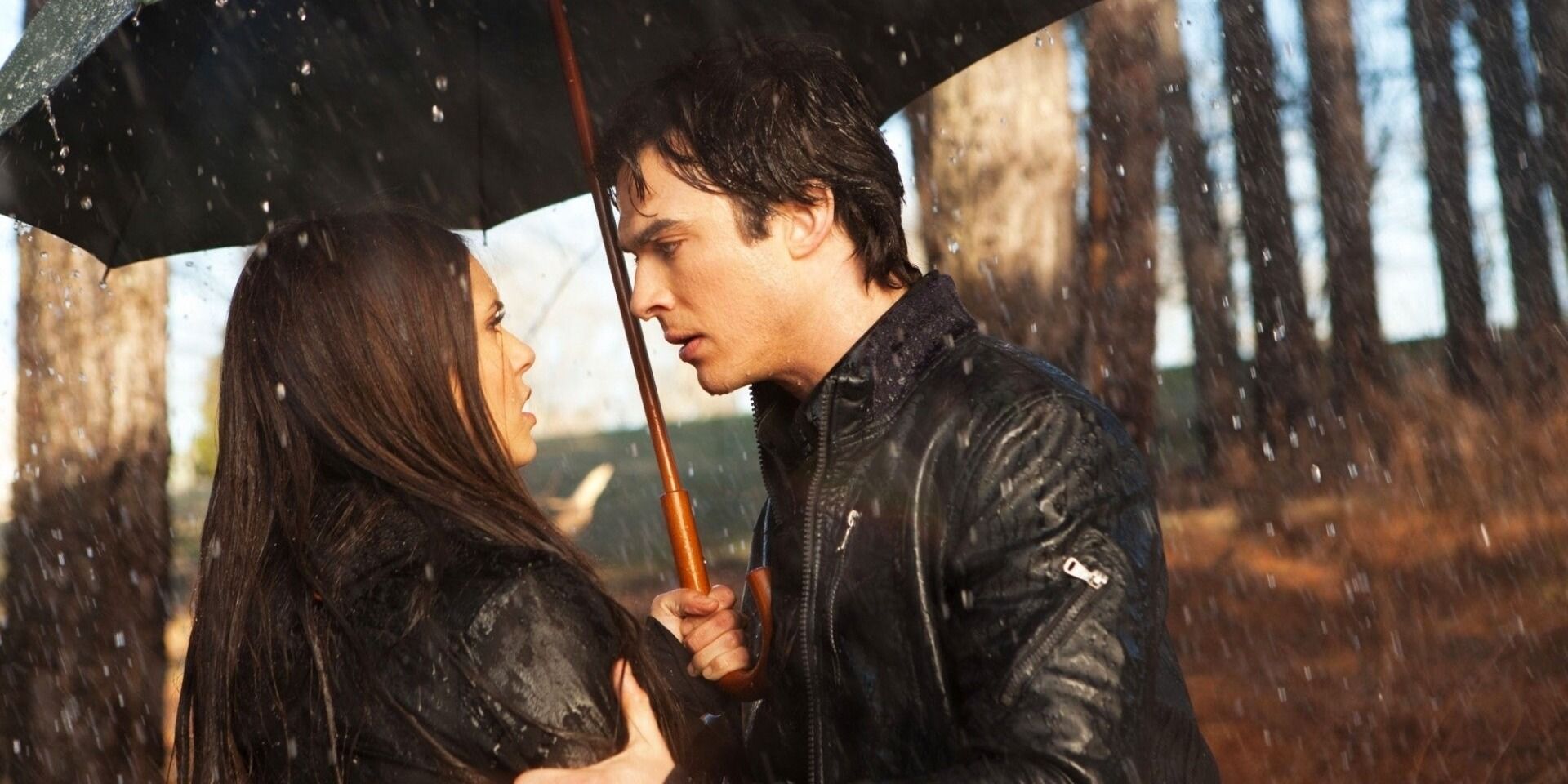 5 Ways The Vampire Diaries Books Are Better (& 5 Ways the TV Show Is)