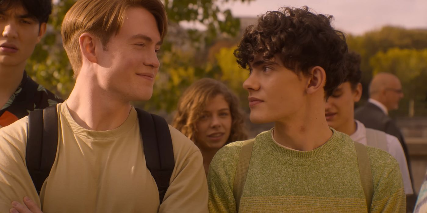 Nick Nelson ve Joe Locke rolünde Kit Connor, Netflix'in Heartstopper Sezon 2'de Charlie Spring