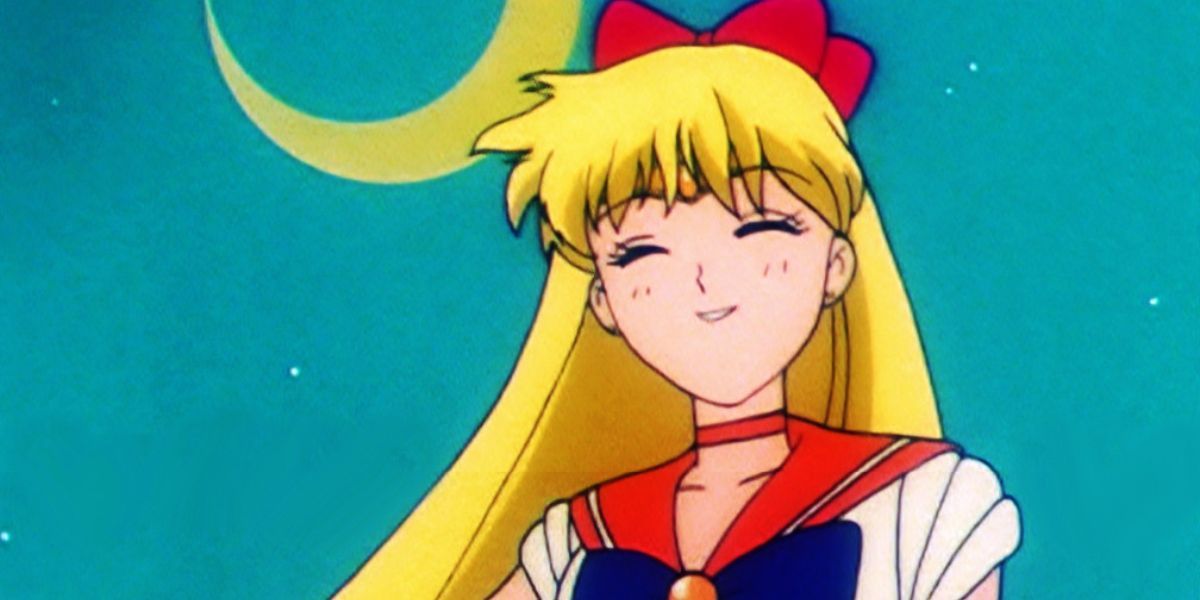 Sailor Venus sorrindo e encontrando os Sailor Scouts em Sailor Moon