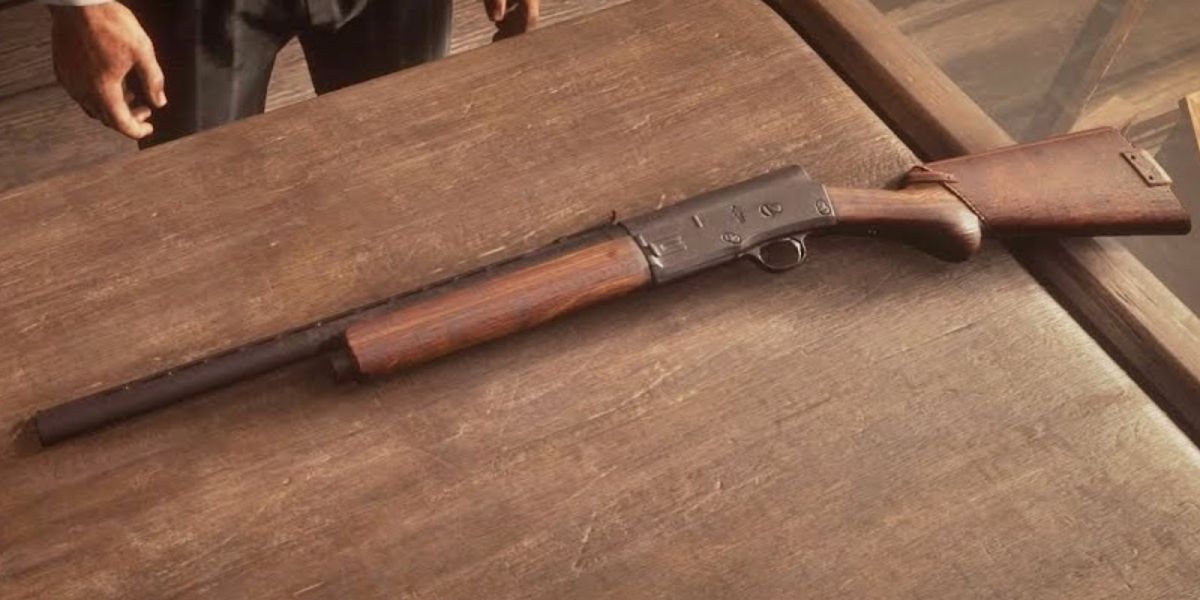 A espingarda semiautomática colocada em um balcão de armeiro em Red Dead Redemption 2