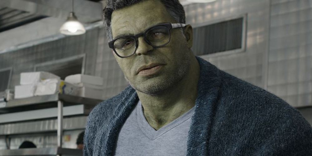 Smart Hulk explains science in a diner in Avengers: Endgame