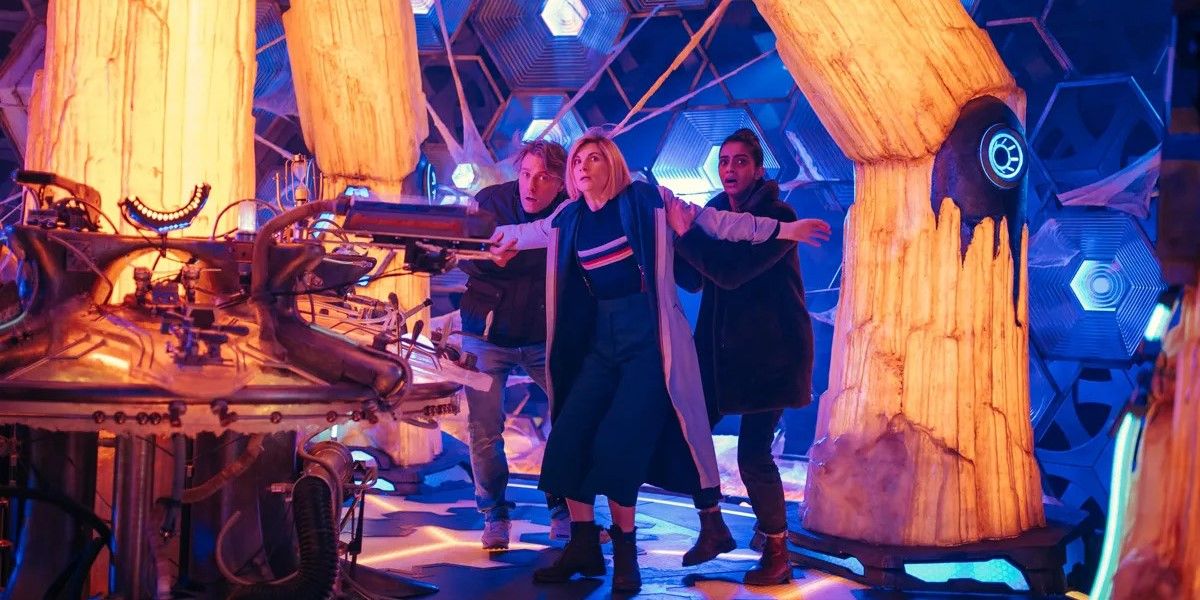 Doctor Who: The 10 Best Thirteenth Doctor And Yaz Scenes, Ranked