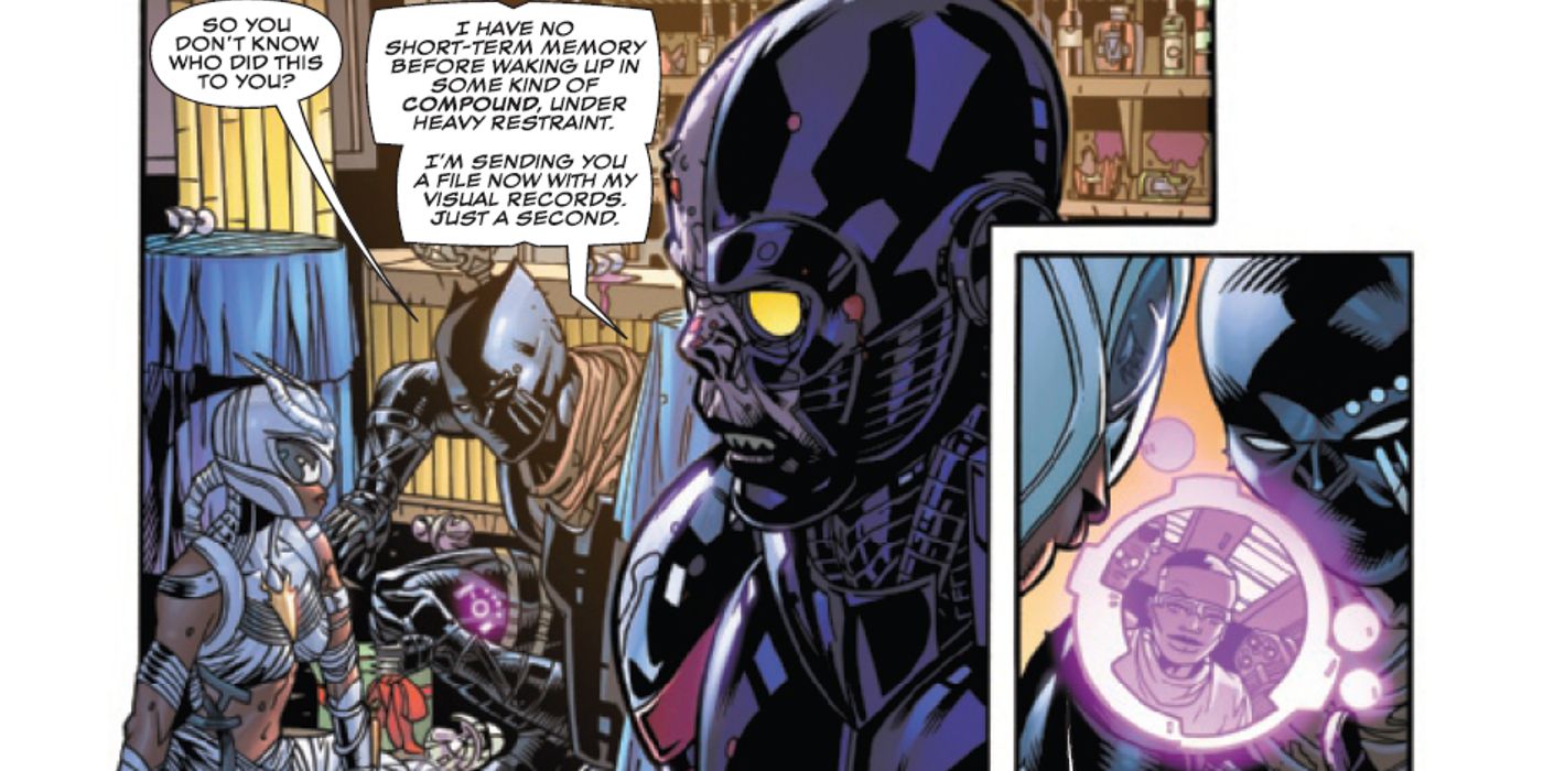 um deathlok previamente hackeado explicando a t'challa o que sabe sobre quem foi enviado para matar