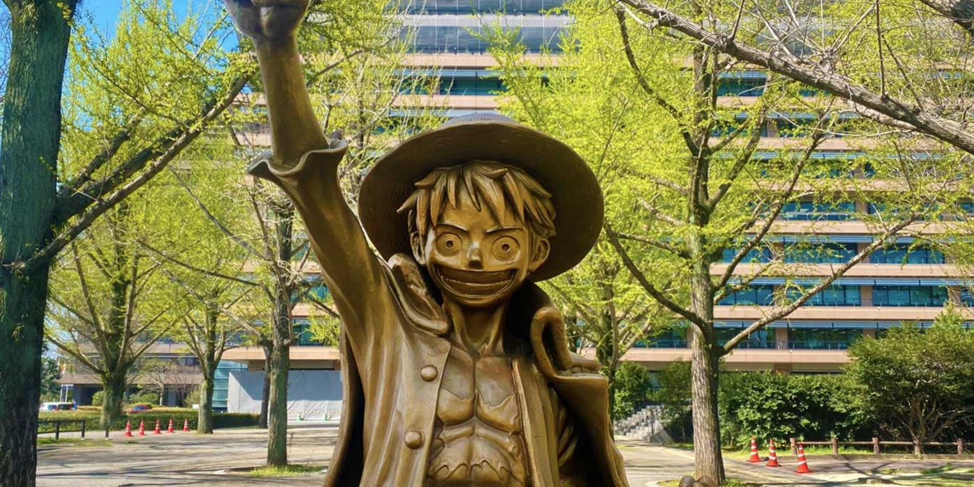 One Piece Luffy statue in Kumamoto