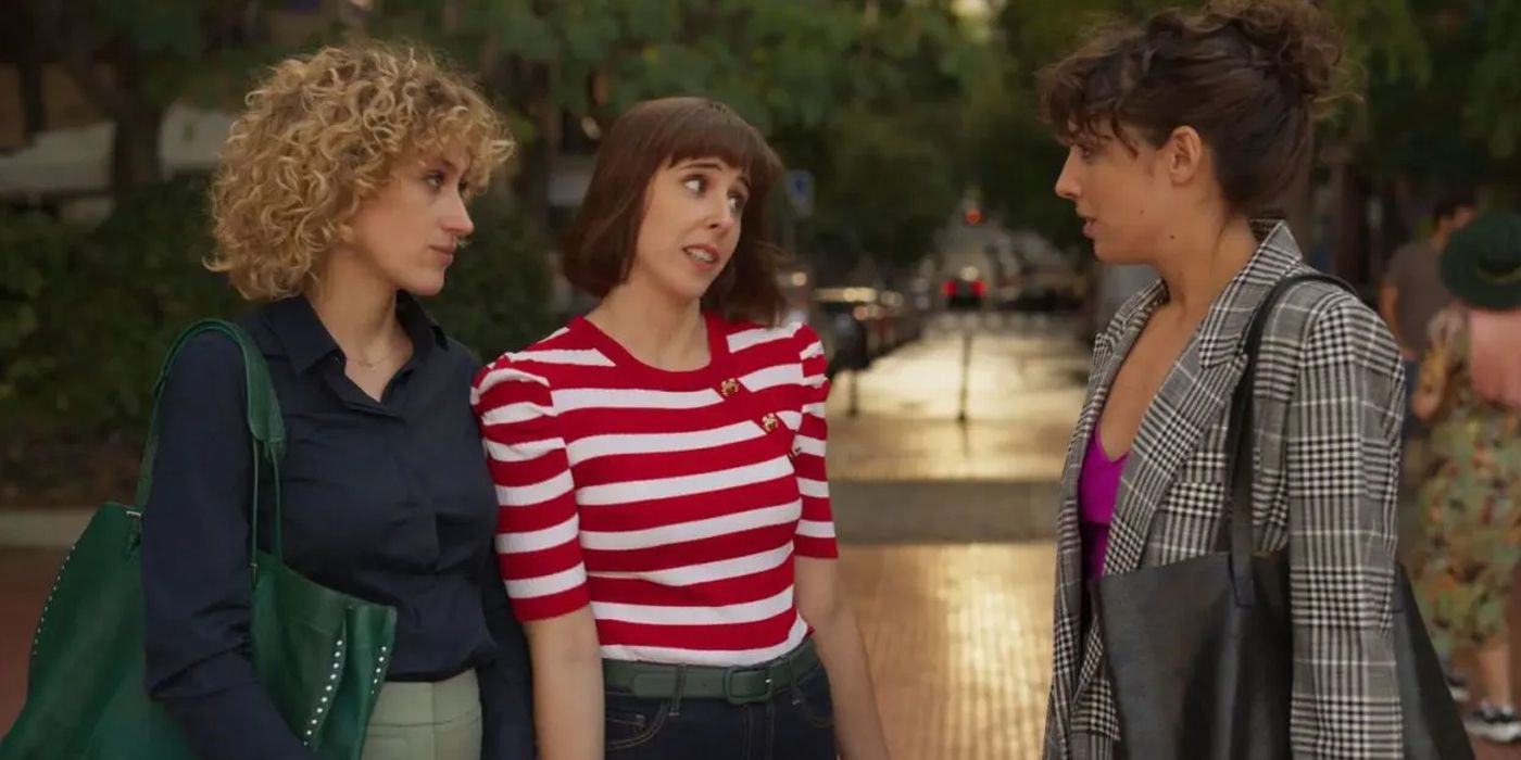 Valeria talks with her friends.