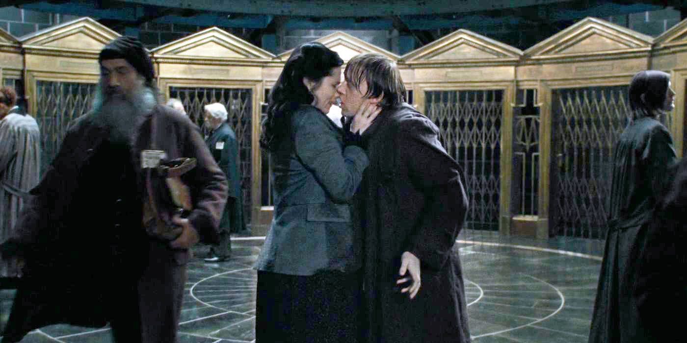Deathly Hallows Elizabeth Cattermole Kissing Ron Weasley