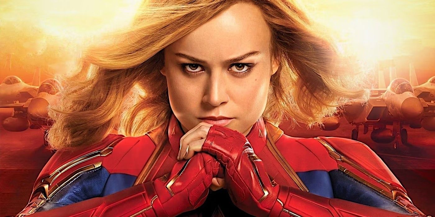 MCU Captain Marvel (played by Brie Larson) ready to fight on a poster for Captain Marvel (2019)