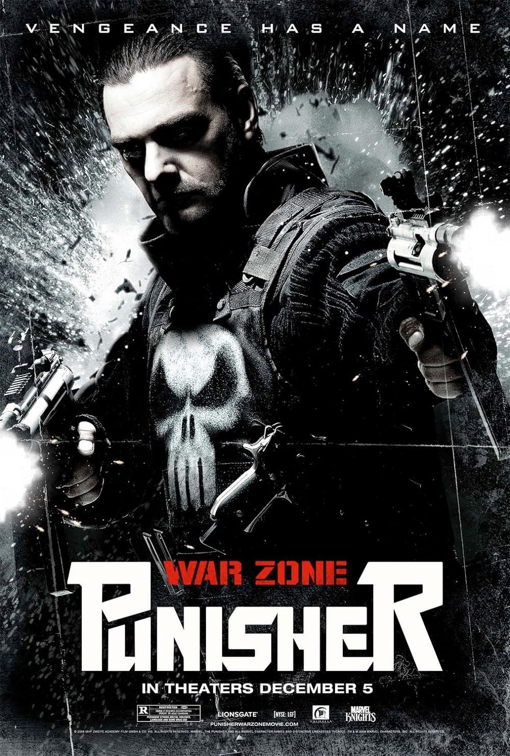Ray Stevenson as Frank Castle on the Punisher War Zone Poster
