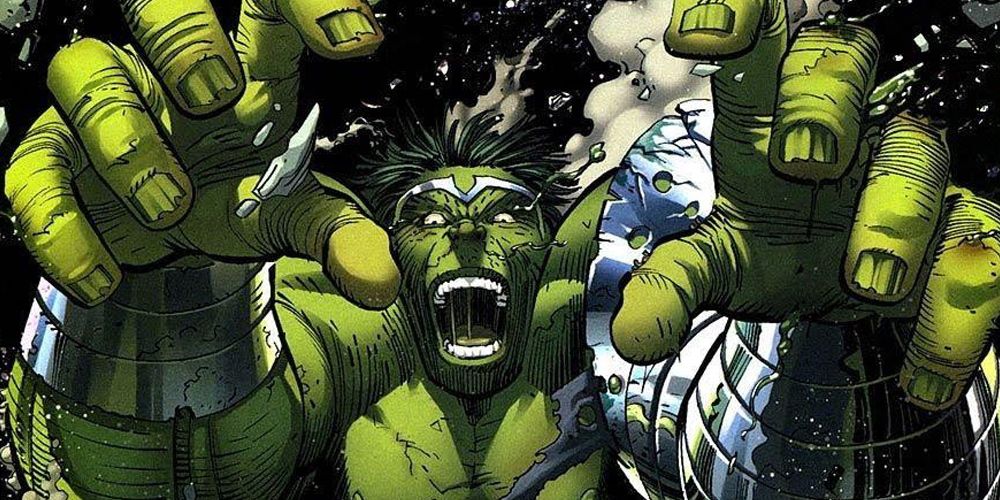 World Breaker Hulk charges at Black Bolt in World War Hulk