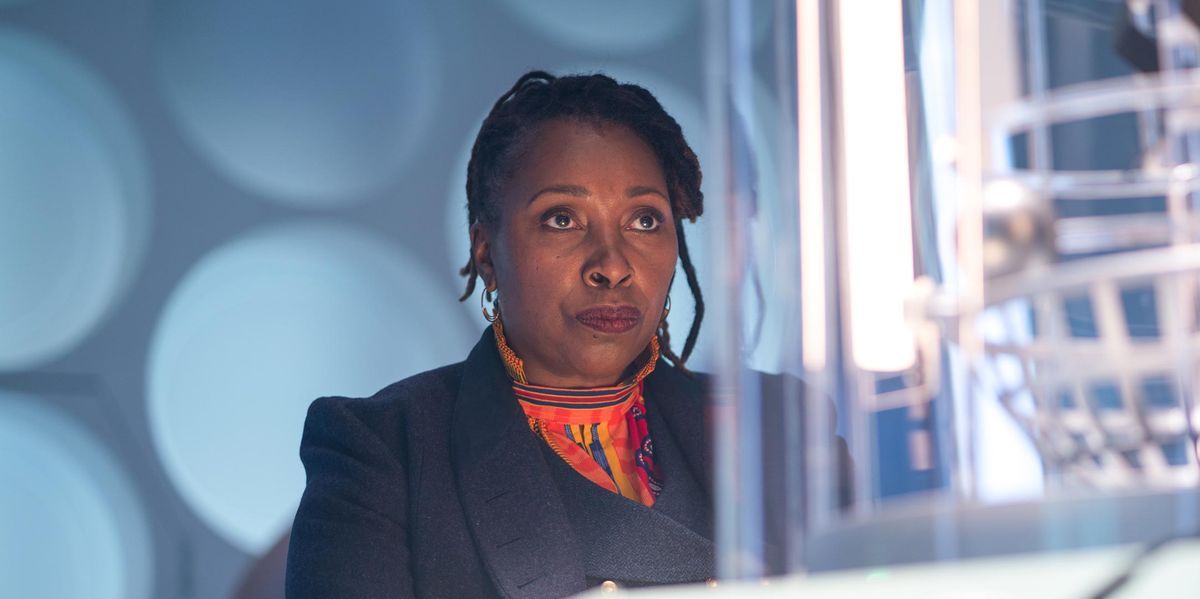 The Fugitive Doctor pilots her TARDIS in Doctor Who Fugitive Of The Judoon.