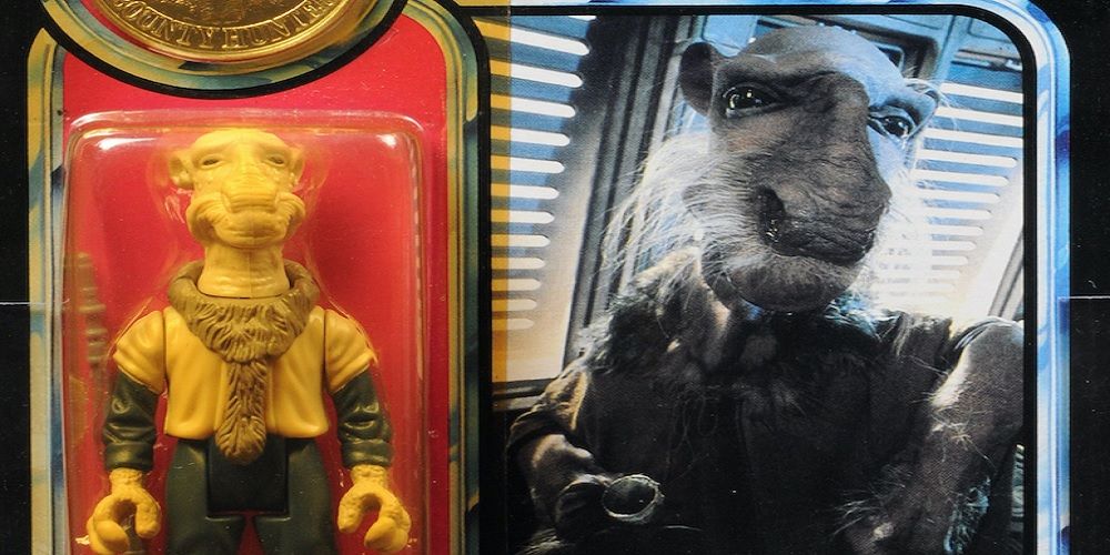 Um close-up mostra a figura original de Star Wars do Power of the Force Yakface de Kenner.