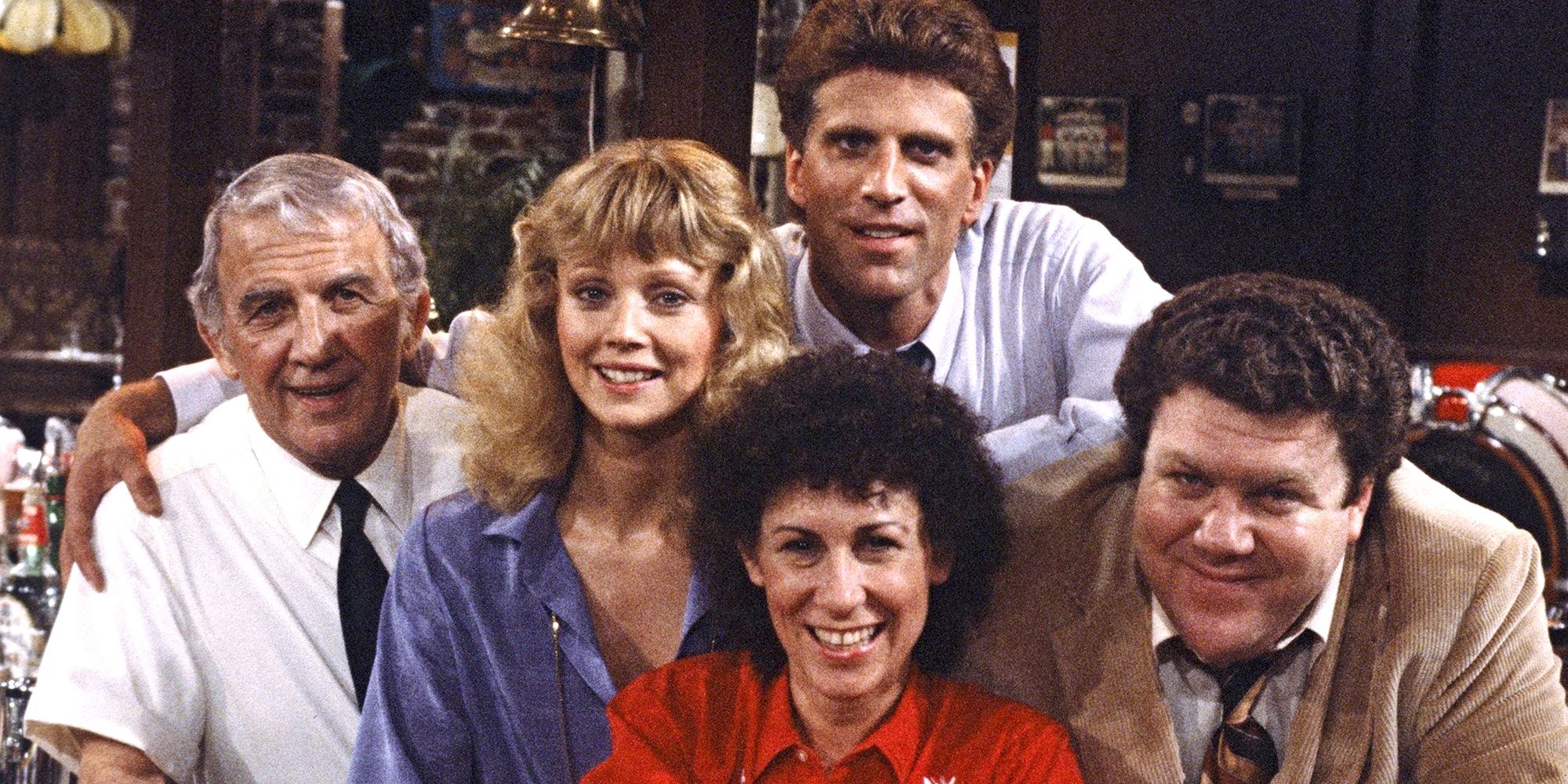 Shelley Long, Ted Danson, George Wendt, and other cast members of Cheers