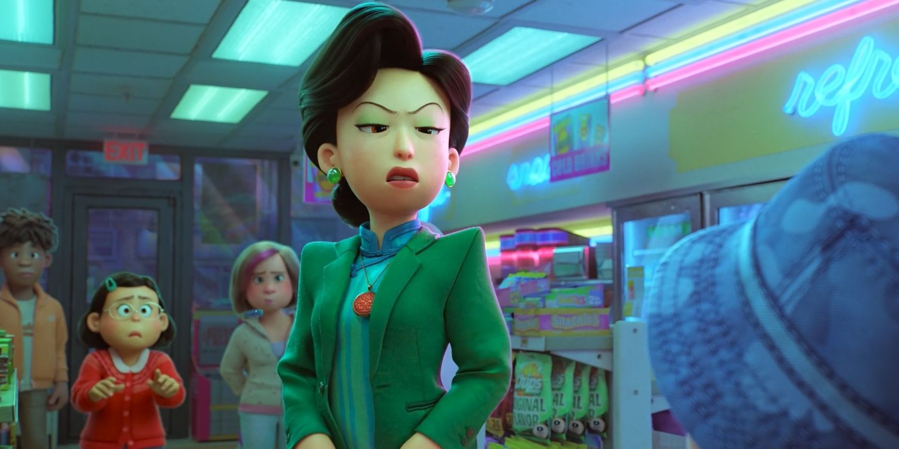 Ming Lee glaring at someone with her daughter behind her in Turning Red.