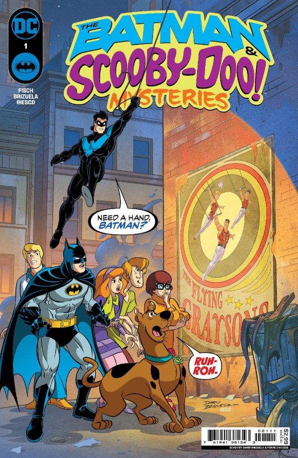 A capa nº 1 de Batman & Scooby-Doo Mysteries mostra Batman e a turma da Mystery Inc olhando para um pôster de Flying Graysons.