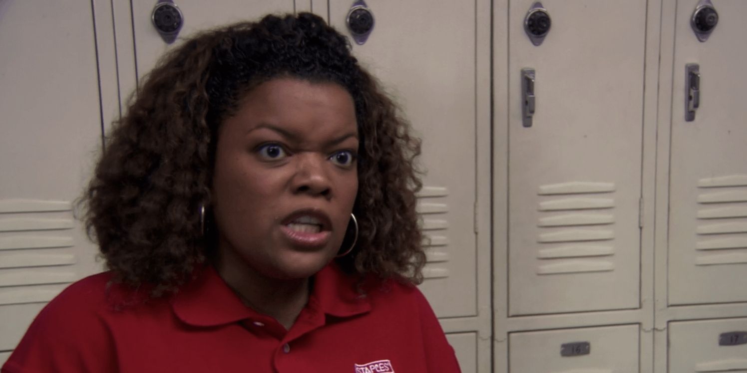 Yvette Nicole Brown's Paris does a confessional in The Office.