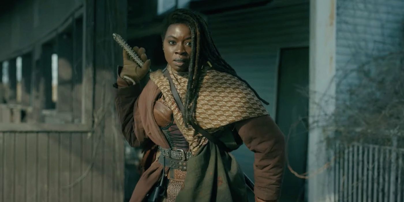 Michonne holding her sword in The Ones Who Live