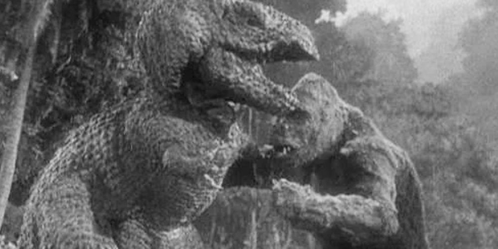 King Kong fights a T-Rex in King Kong