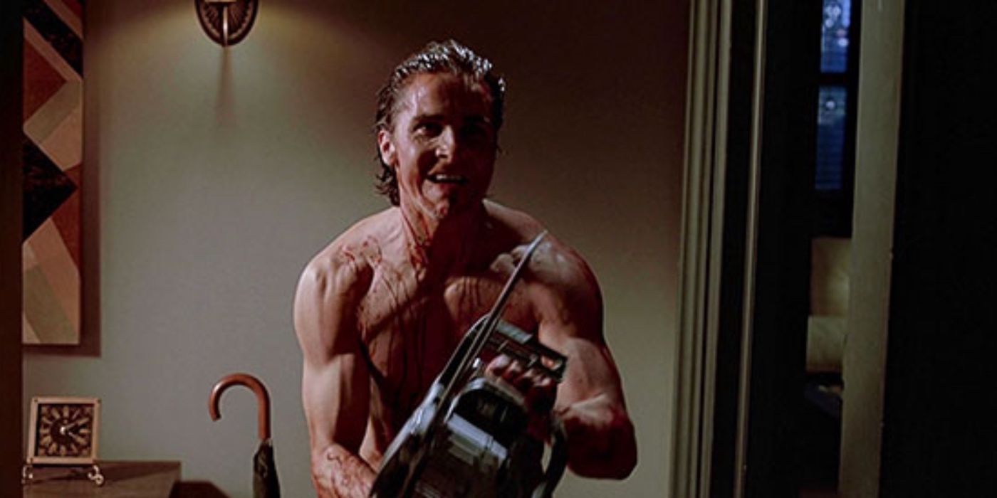 Christian Bale como o serial killer Patrick Bateman em American Psycho.