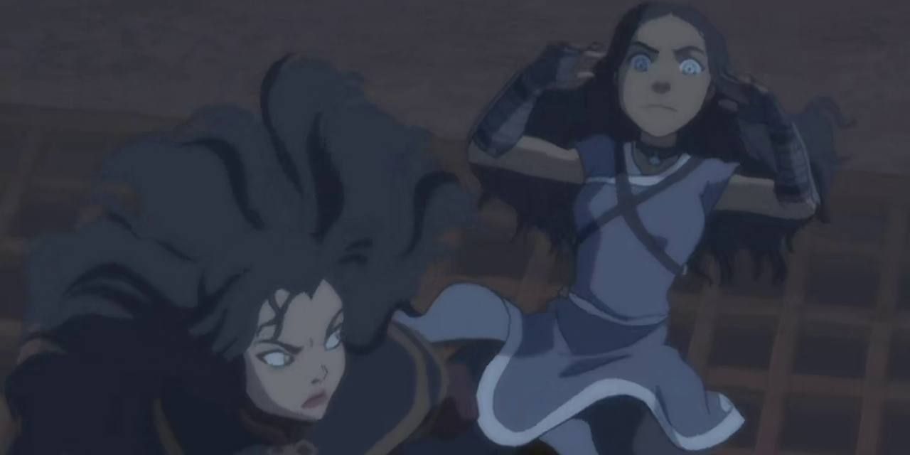 Katara prendendo Azula debaixo d'água