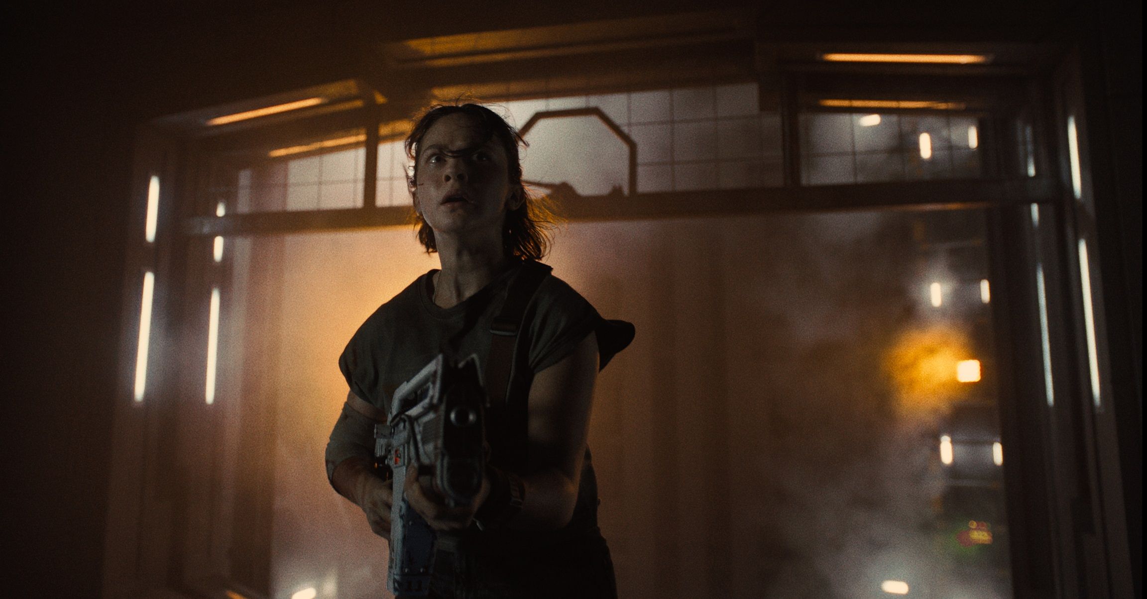 Alien: Romulus Gets a Face-Hugging Poster Ahead of Trailer's Launch