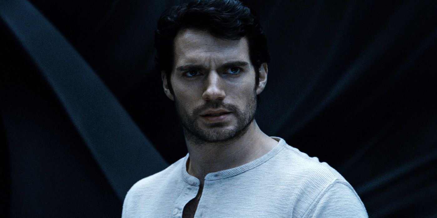 Clark Kent is troubled on Kryptonian spaceship in Man of Steel