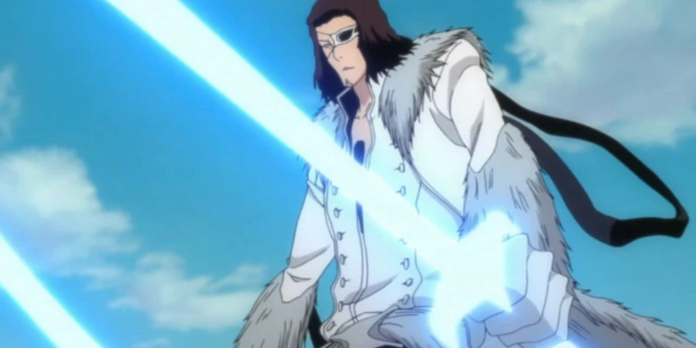 Coiote Starrk criando espadas de energia para lutar contra Shunsui Kyoraku em Bleach