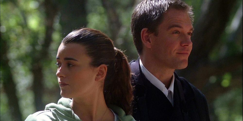 Ziva and Tony investigating a case in "Dagger" NCIS