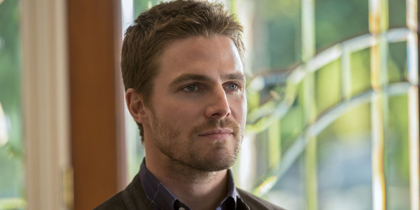 Arrow's Stephen Amell leads the cast of the upcoming Suits: L.A spinoff pilot. 